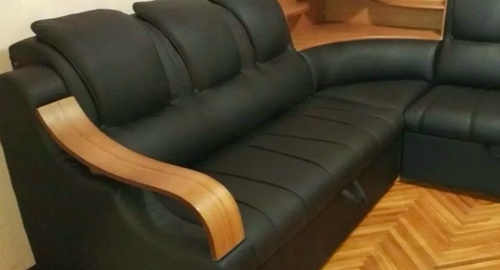 Перетяжка кожаного дивана. Мончегорск